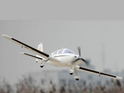 Dynam SR-22 White 1400mm PNP Airplane